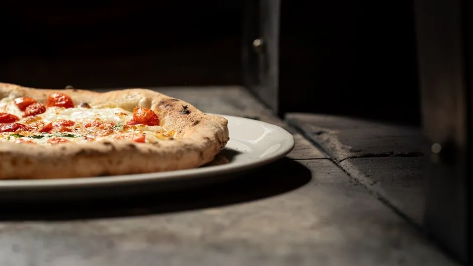 How to Clean a Pizza Stone: Match the Care to the Model